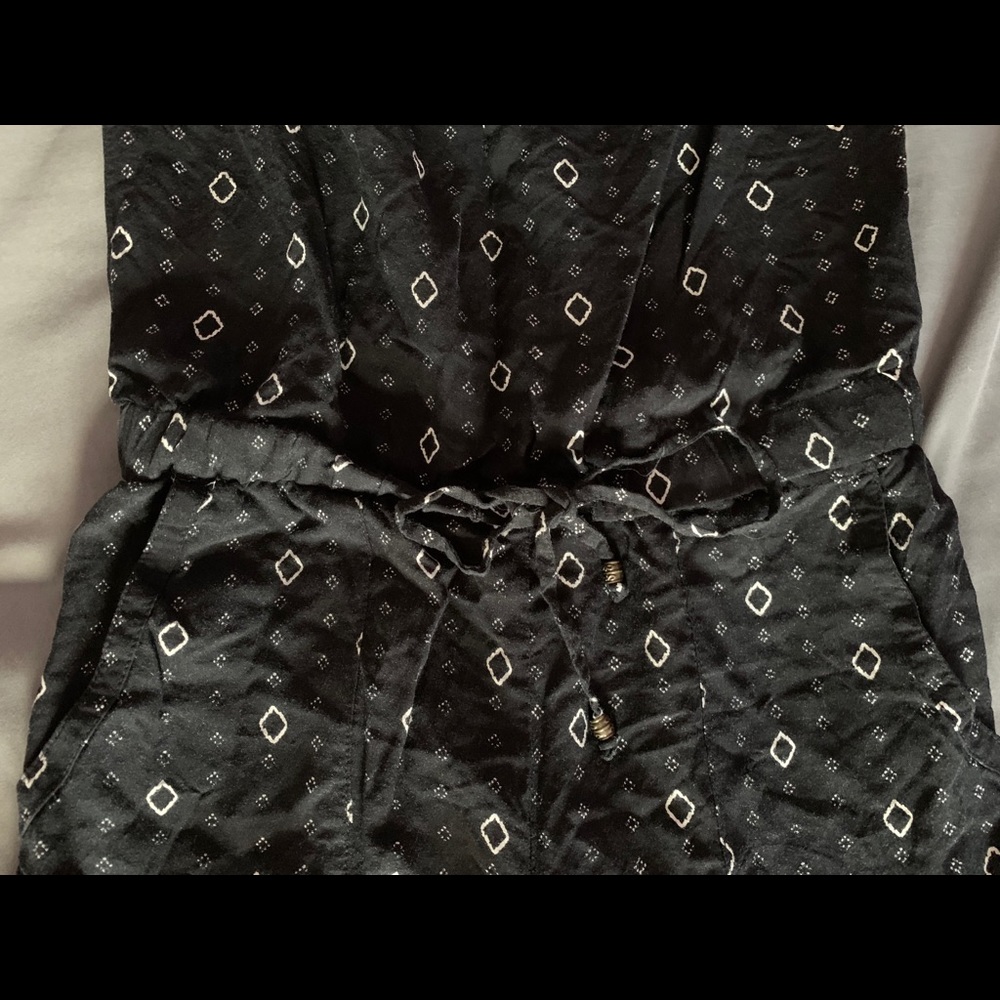 Strapless Romper - Picture 3 of 6